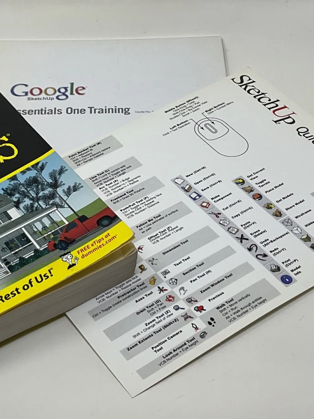 instructional paperback book Google SketchUp For Dummies by Aidan Chopra